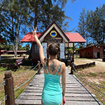 Pulau Tiga (Survivor Island) Pulau Tiga (Survivor Island)