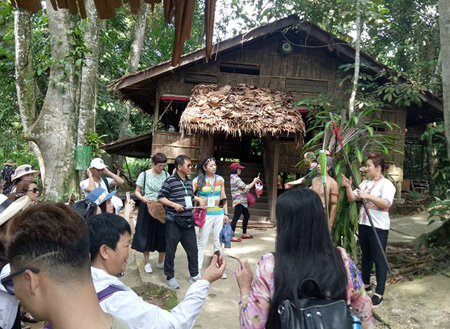 Mari Mari Cultural Village + Kokol Hill Elf Mari Mari Cultural Village + Kokol Hill Elf