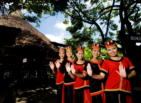 Sarawak Culture Village + Culture Show Sarawak Culture Village + Culture Show