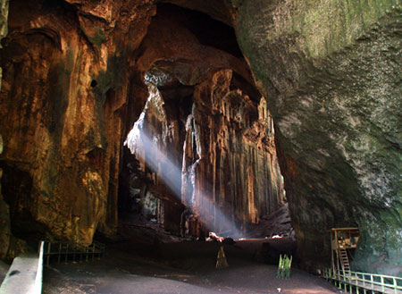 Sukau + Goamantong Cave Sukau + Goamantong Cave